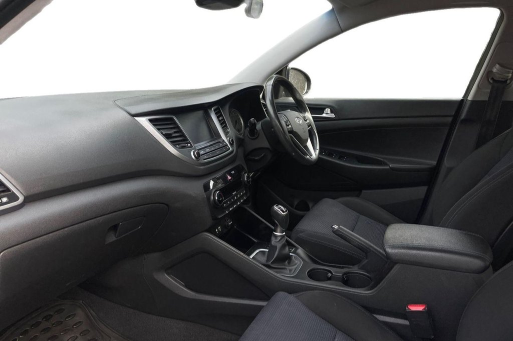 Used Hyundai TUCSON 2016 for sale - 76202520: Photo 8