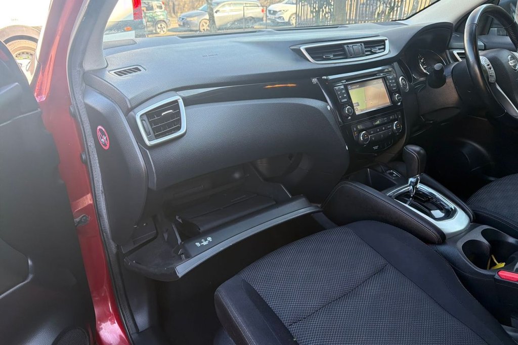 Used Nissan Qashqai 2016 for sale - 77820763: Photo 13