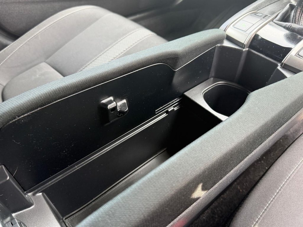 Used Honda Civic 2018 for sale - 78167470: Photo 24