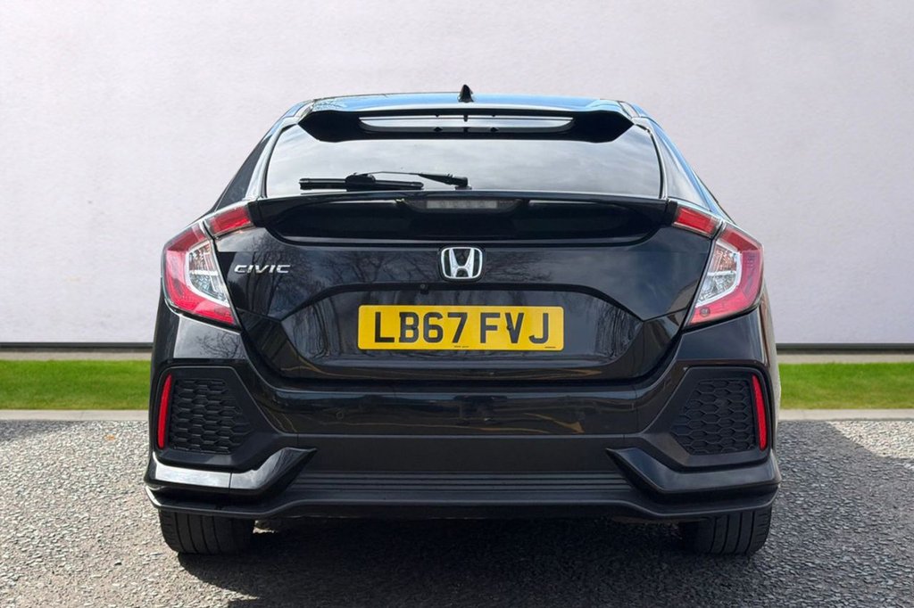 Used Honda Civic 2018 for sale - 78167470: Photo 6