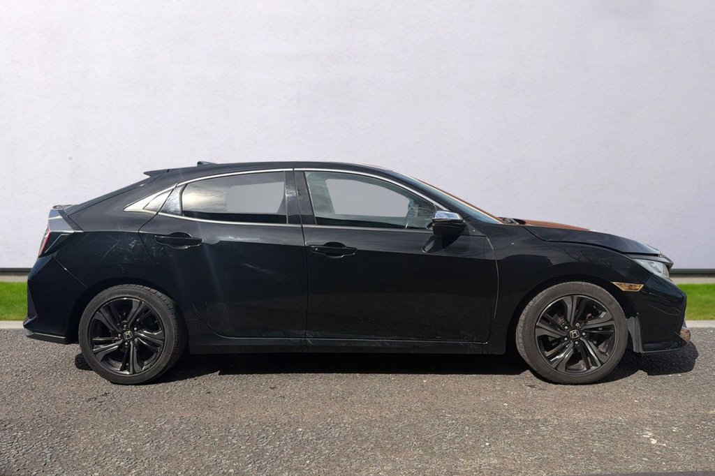 Used Honda Civic 2018 for sale - 78167470: Photo 8