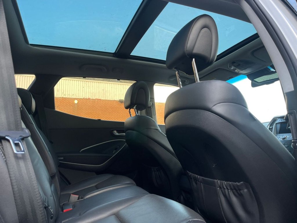 Used Hyundai Santa Fe 2015 for sale - 77027395: Photo 31