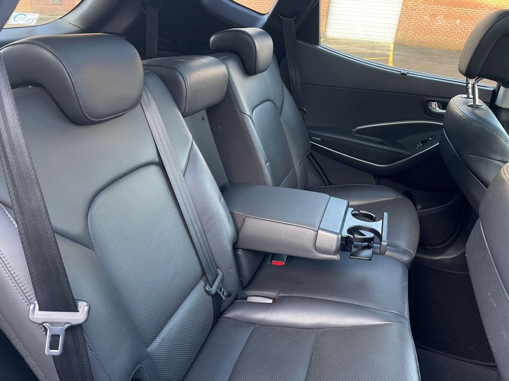 Used Hyundai Santa Fe 2015 for sale - 77027395: Photo 38