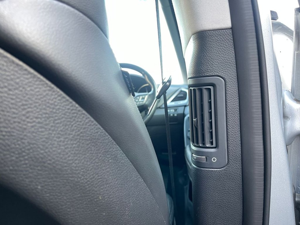 Used Hyundai Santa Fe 2015 for sale - 77027395: Photo 39