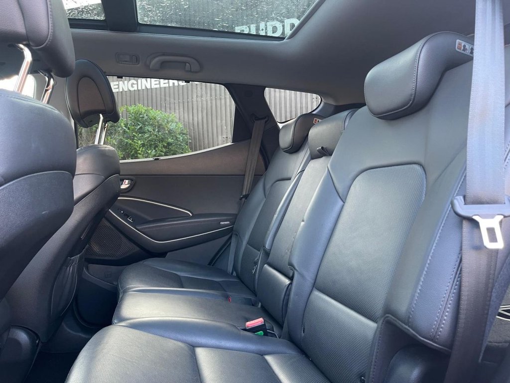 Used Hyundai Santa Fe 2015 for sale - 77027395: Photo 50