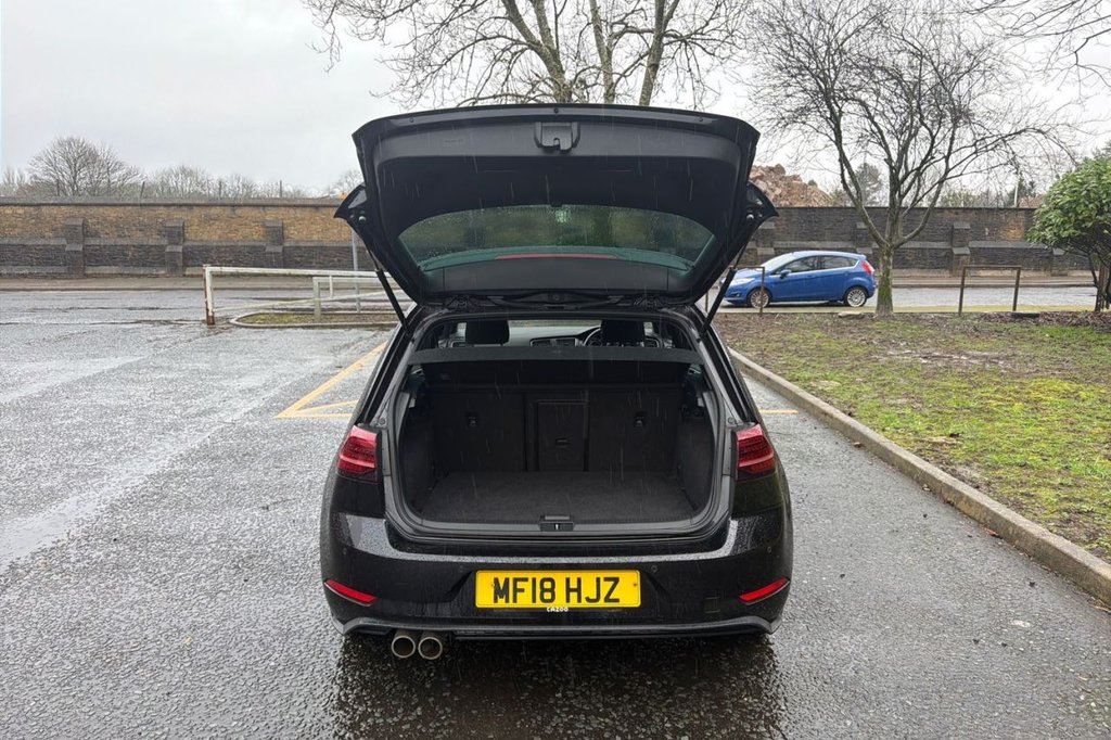 Used Volkswagen Golf 2018 for sale - 77890986: Photo 11