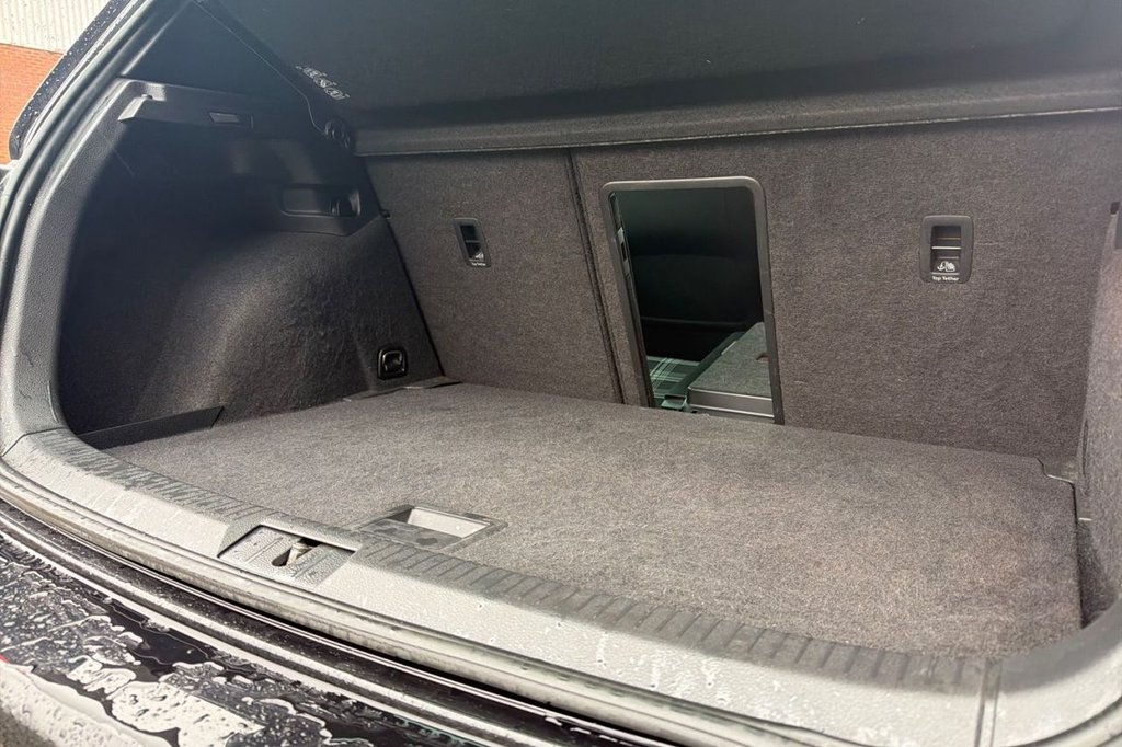 Used Volkswagen Golf 2018 for sale - 77890986: Photo 15