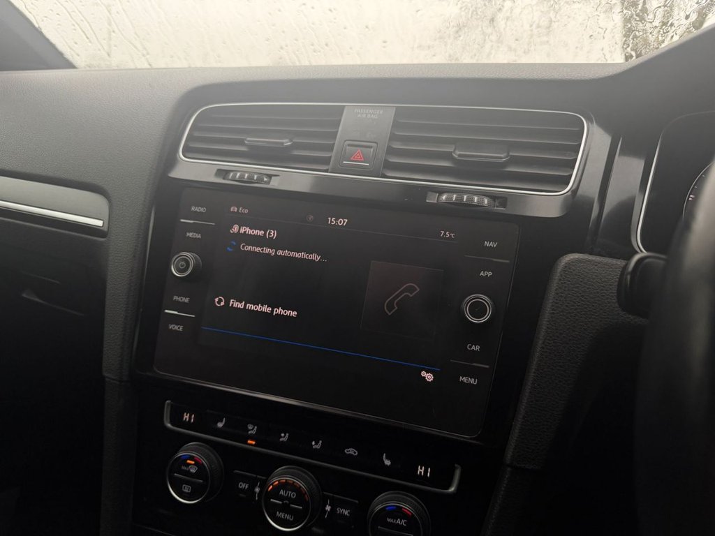 Used Volkswagen Golf 2018 for sale - 77890986: Photo 21