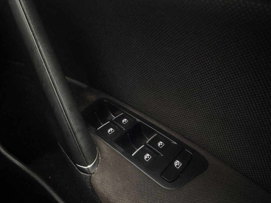 Used Volkswagen Golf 2018 for sale - 77890986: Photo 22