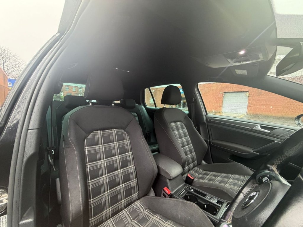 Used Volkswagen Golf 2018 for sale - 77890986: Photo 25