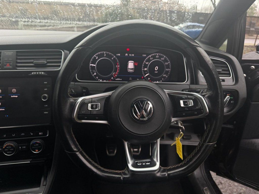 Used Volkswagen Golf 2018 for sale - 77890986: Photo 36