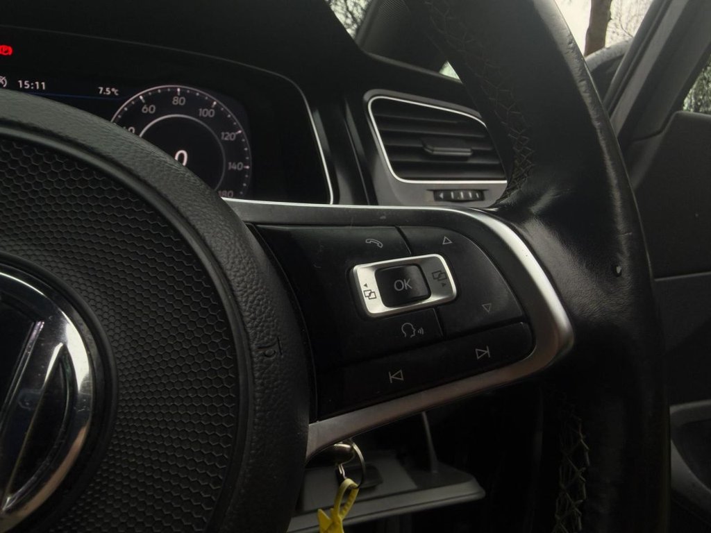 Used Volkswagen Golf 2018 for sale - 77890986: Photo 39