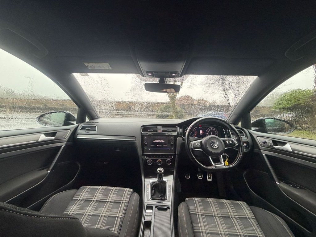 Used Volkswagen Golf 2018 for sale - 77890986: Photo 43