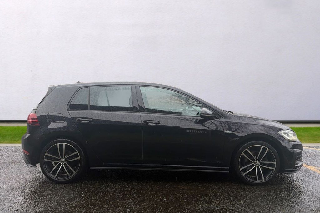 Used Volkswagen Golf 2018 for sale - 77890986: Photo 8