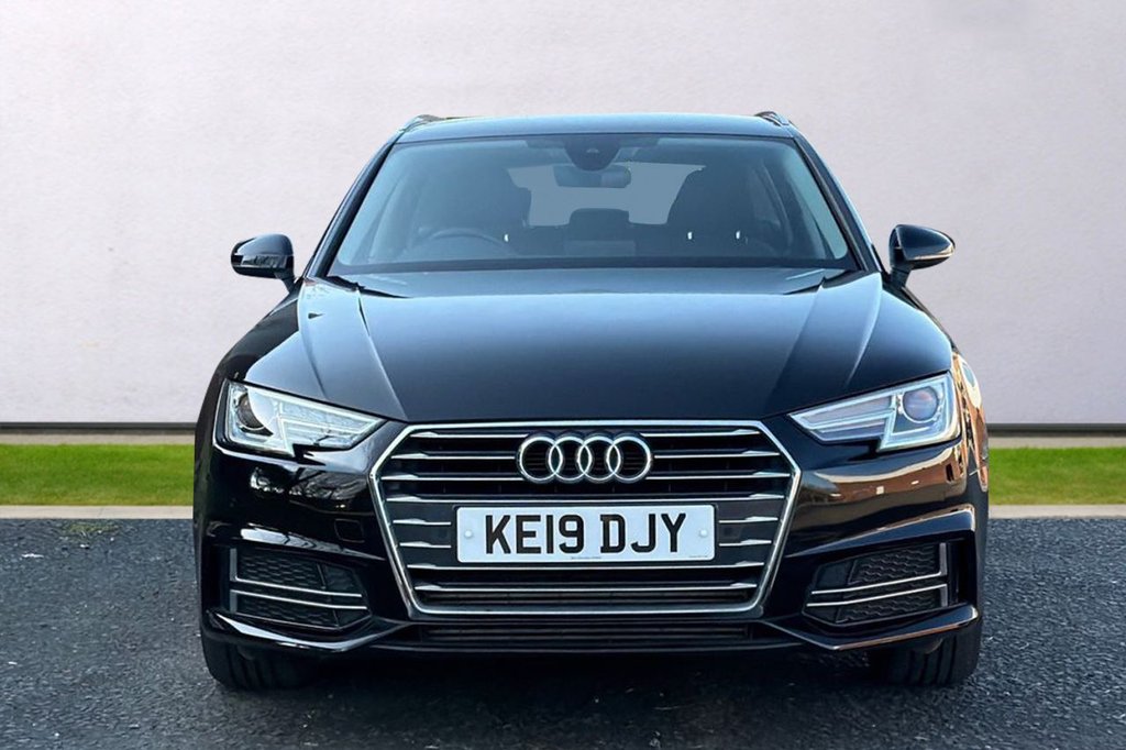 Used Audi A4 2019 for sale - 77780722: Photo 2