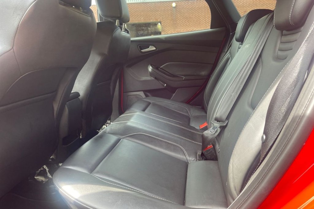 Used Ford Focus 2016 for sale - 76469937: Photo 16