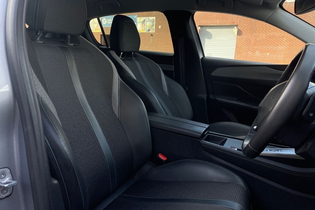 Used Peugeot 308 2023 for sale - 76417336: Photo 15