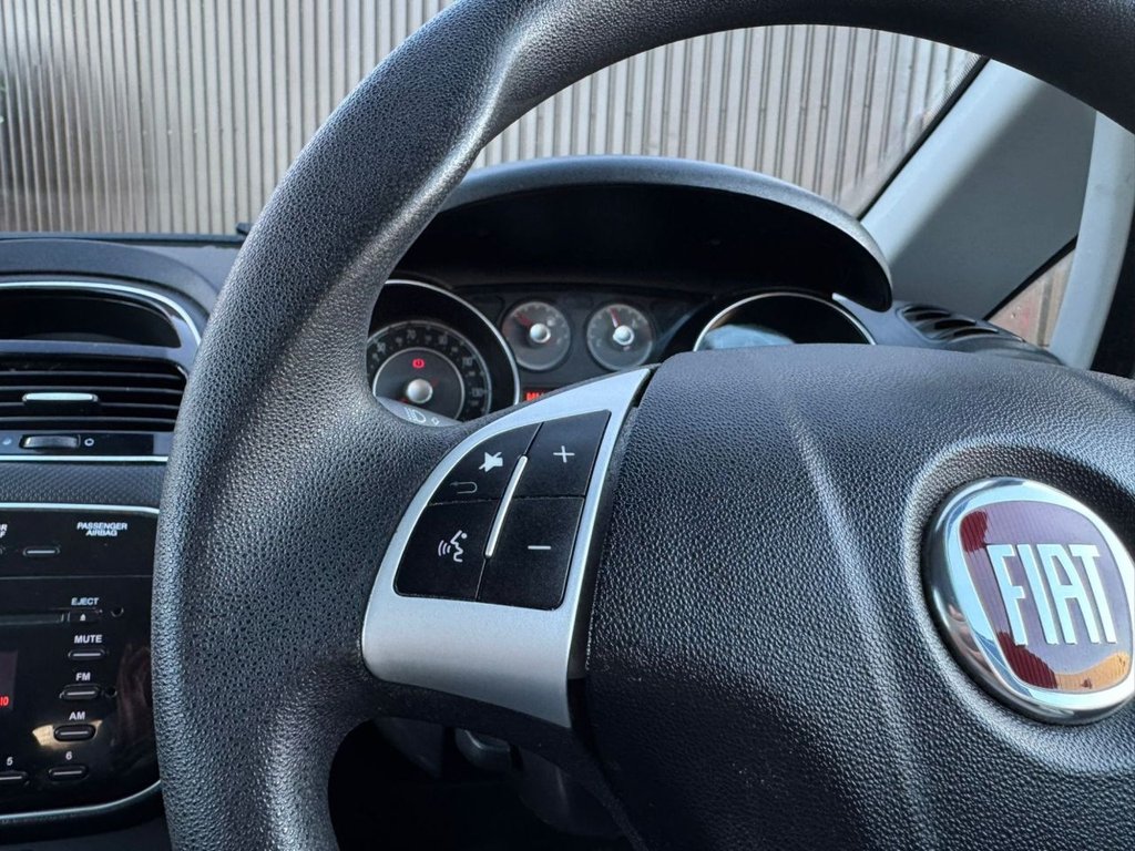 Used Fiat Punto 2015 for sale - 76710852: Photo 20