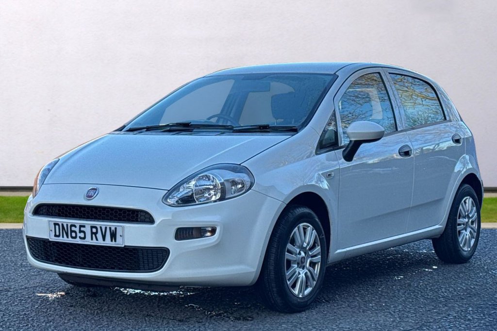Used Fiat Punto 2015 for sale - 76710852: Photo 3