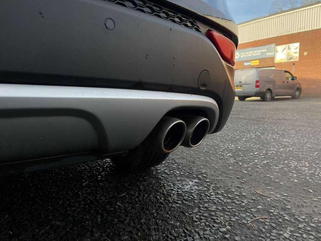 Used Hyundai Santa Fe 2015 for sale - 76724156: Photo 30