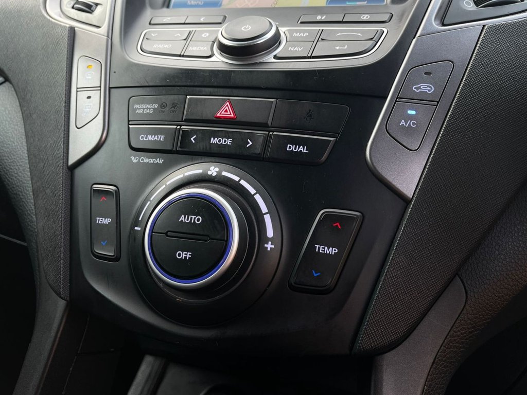 Used Hyundai Santa Fe 2015 for sale - 76724156: Photo 45