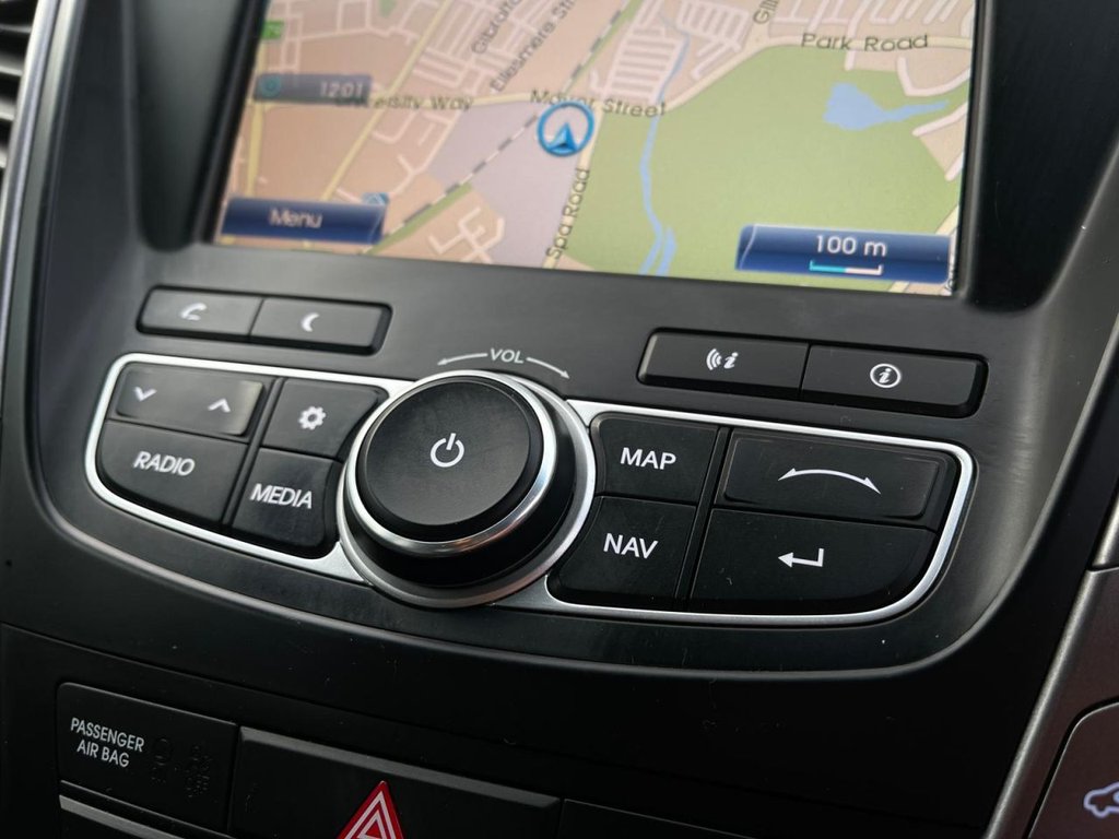 Used Hyundai Santa Fe 2015 for sale - 76724156: Photo 48