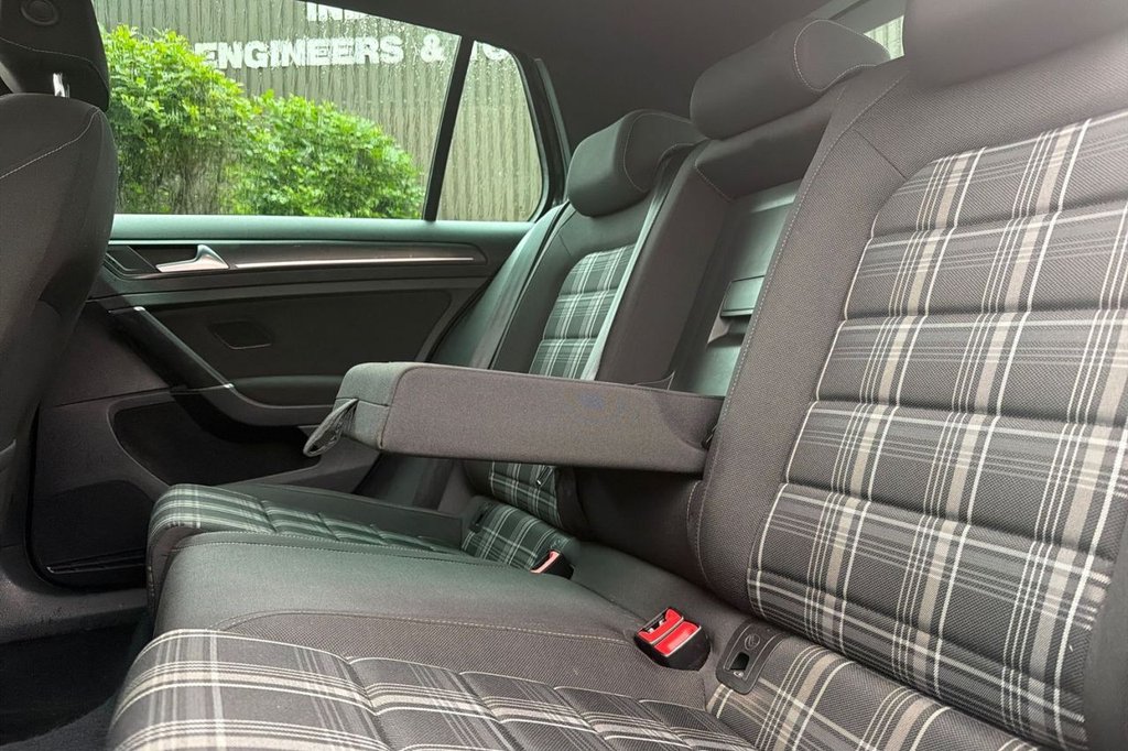Used Volkswagen Golf 2018 for sale - 77642714: Photo 14