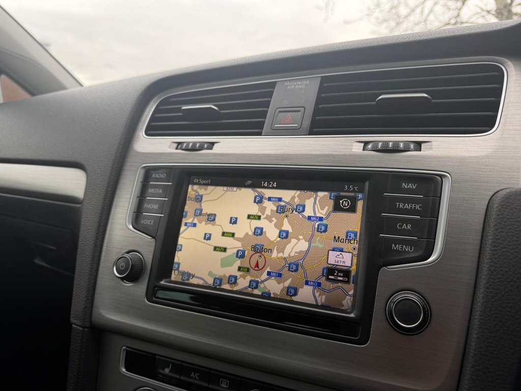 Used Volkswagen Golf 2016 for sale - 77609272: Photo 40