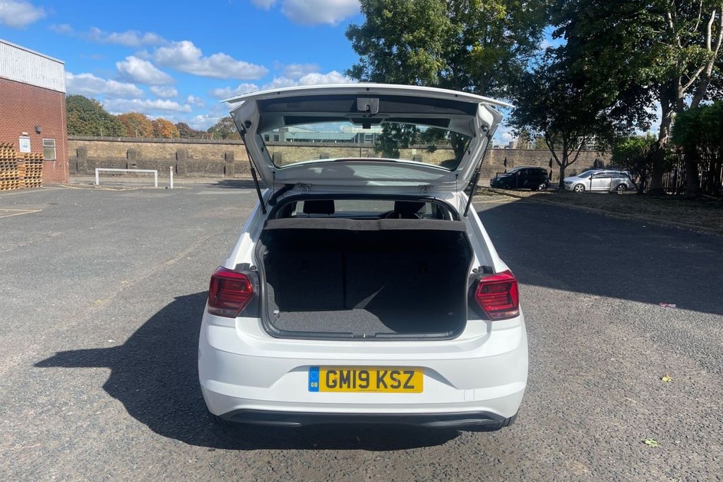 Used Volkswagen Polo 2019 for sale - 76039219: Photo 9
