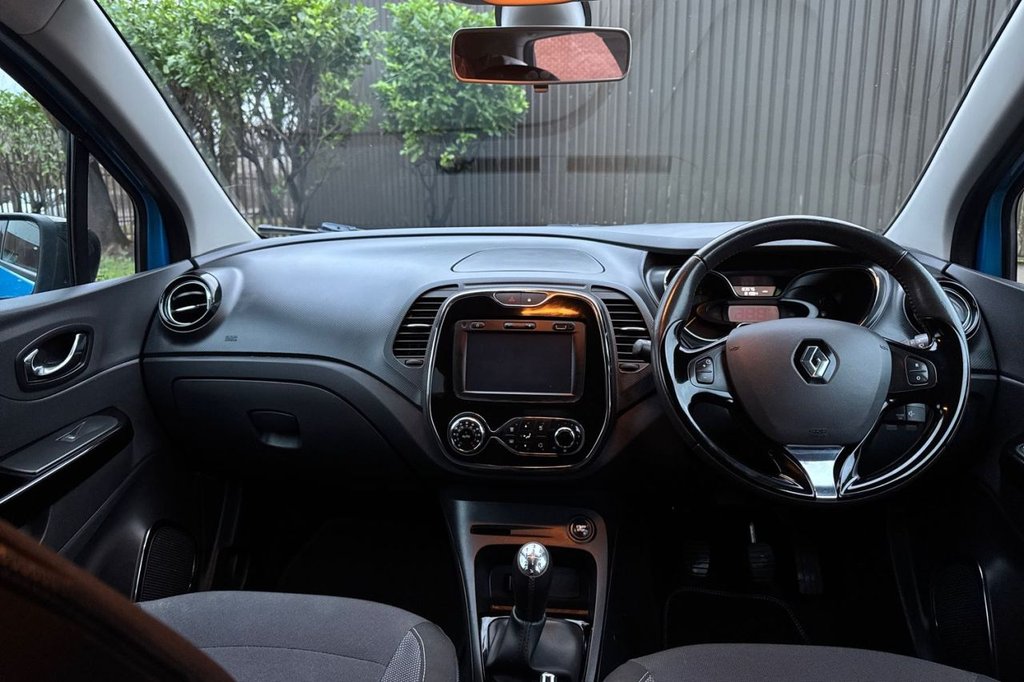 Used Renault Captur 2015 for sale - 76986428: Photo 16