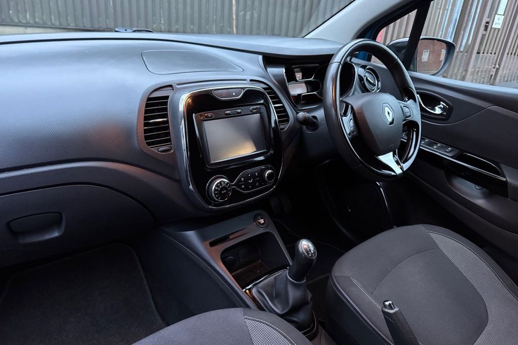 Used Renault Captur 2015 for sale - 76986428: Photo 21