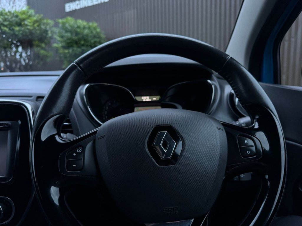 Used Renault Captur 2015 for sale - 76986428: Photo 28