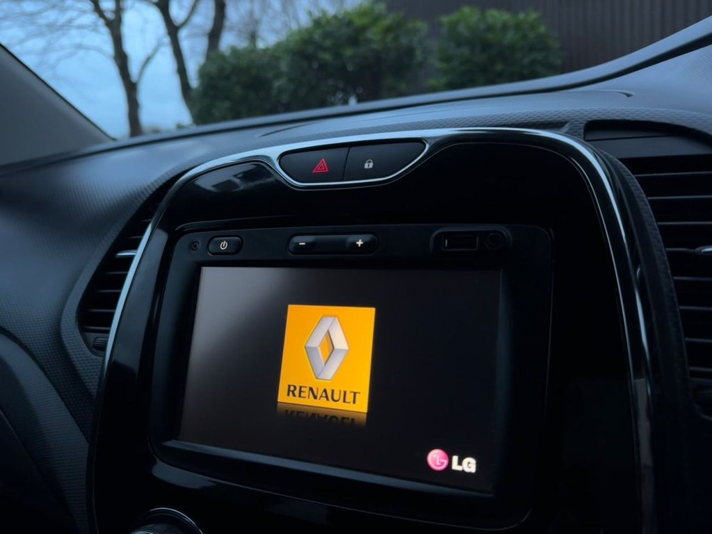 Used Renault Captur 2015 for sale - 76986428: Photo 30