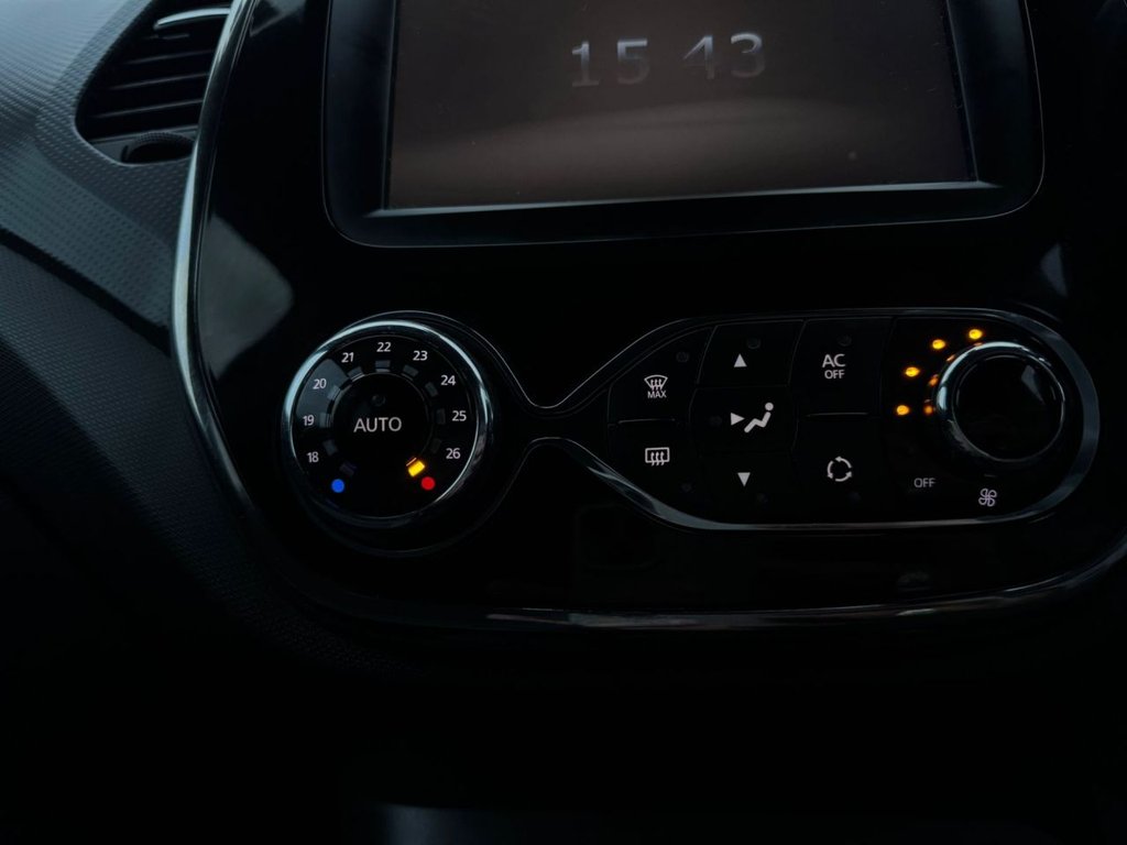 Used Renault Captur 2015 for sale - 76986428: Photo 33