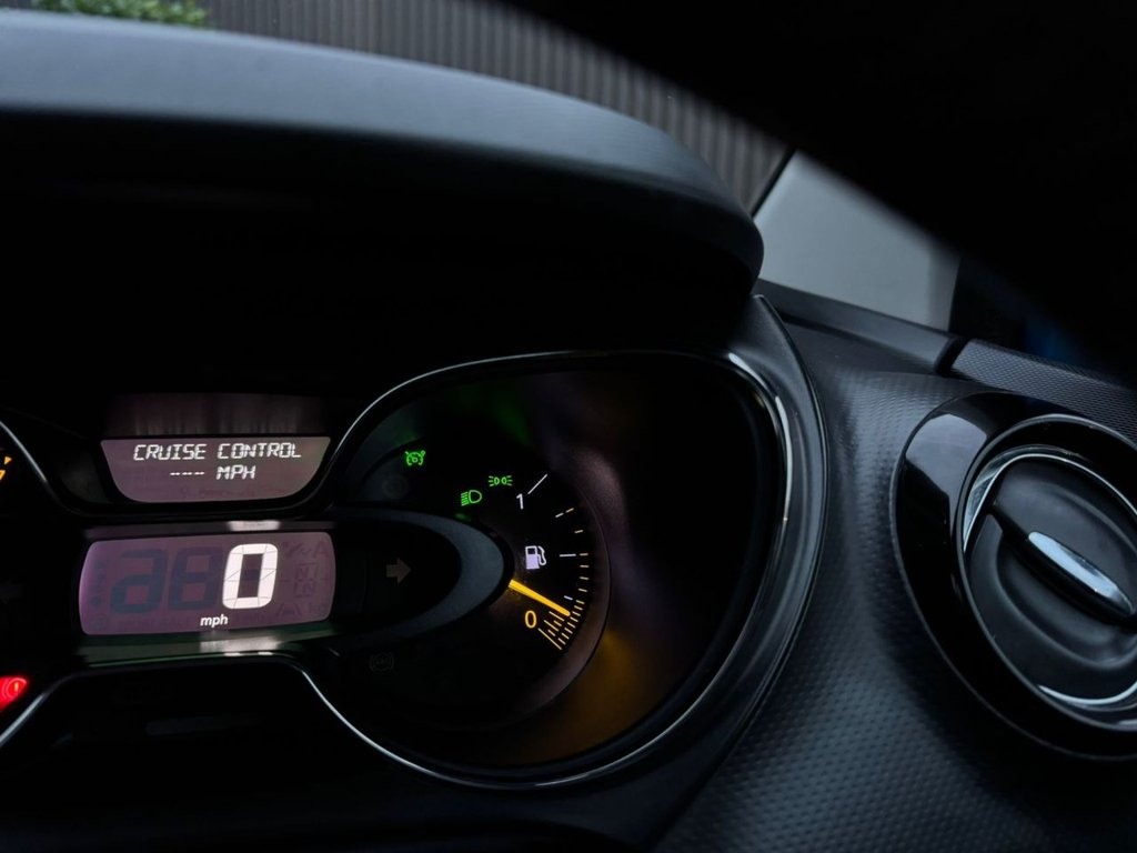 Used Renault Captur 2015 for sale - 76986428: Photo 39