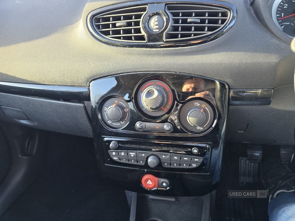 Used Renault Clio 2012 for sale - 76787498: Photo 25