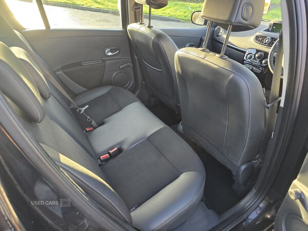 Used Renault Clio 2012 for sale - 76787498: Photo 33