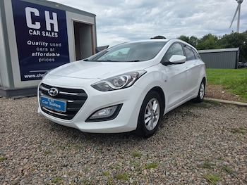 Used Hyundai i30 2016 for sale - 79509879: Photo