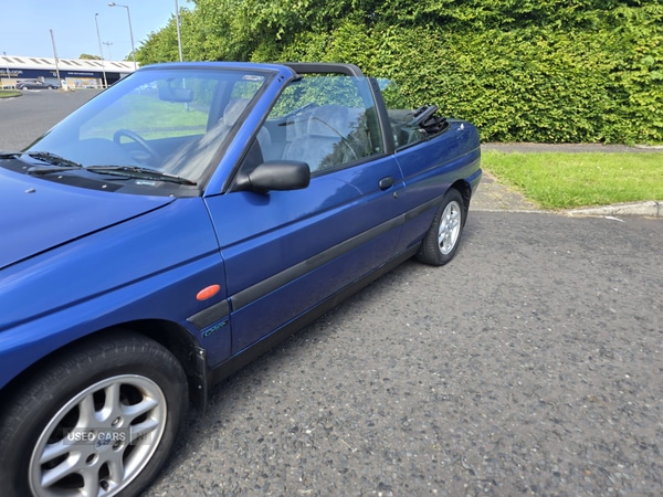 Used Ford Escort 1998 for sale - 76914154: Photo 11