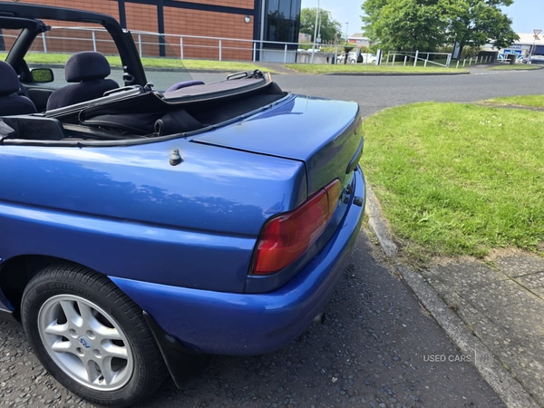 Used Ford Escort 1998 for sale - 76914154: Photo 12