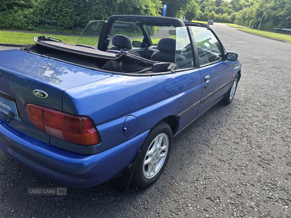 Used Ford Escort 1998 for sale - 76914154: Photo 14