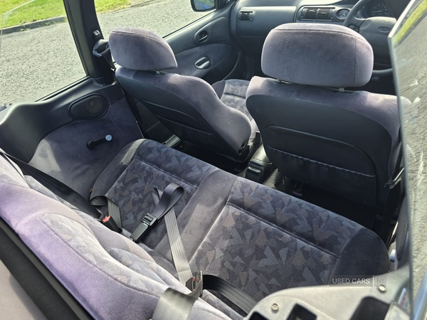 Used Ford Escort 1998 for sale - 76914154: Photo 17