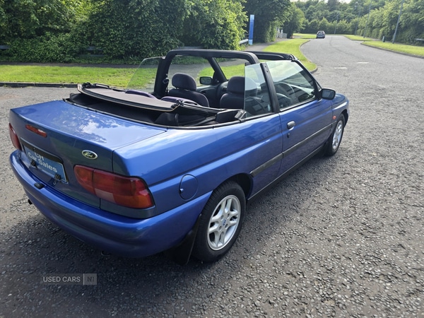Used Ford Escort 1998 for sale - 76914154: Photo 5