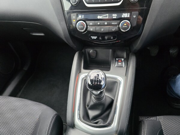 Used Nissan Qashqai 2017 for sale - 76389458: Photo 30