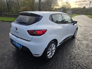 Used Renault Clio 2017 for sale - 76433695: Photo