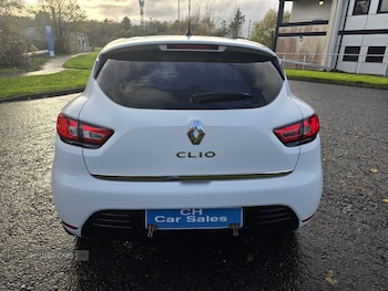 Used Renault Clio 2017 for sale - 76433695: Photo