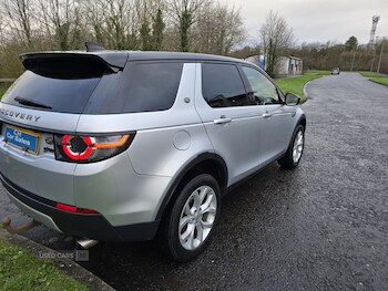 Used Land Rover Discovery Sport 2018 for sale - 77345995: Photo