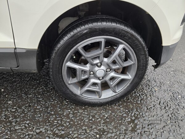 Used Ford Ecosport 2015 for sale - 76927231: Photo 17