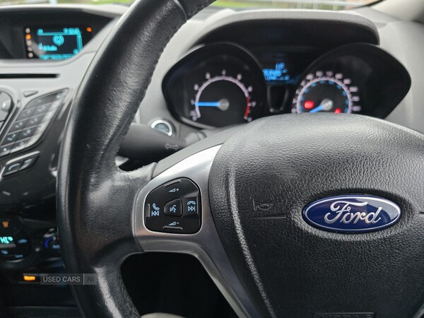 Used Ford Ecosport 2015 for sale - 76927231: Photo 35