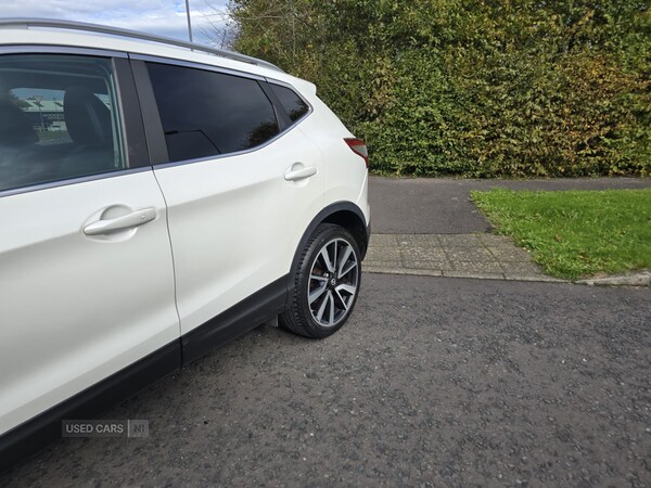 Used Nissan Qashqai 2014 for sale - 76175742: Photo 10